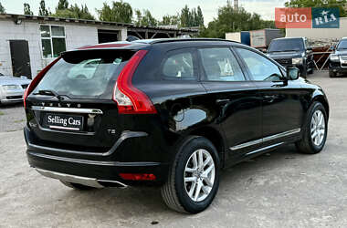Внедорожник / Кроссовер Volvo XC60 2017 в 