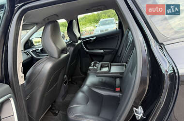 Внедорожник / Кроссовер Volvo XC60 2017 в 