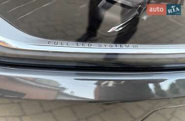 Внедорожник / Кроссовер Volvo XC60 2019 в 