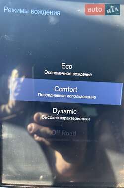 Внедорожник / Кроссовер Volvo XC60 2019 в 
