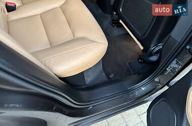 Внедорожник / Кроссовер Volvo XC60 2019 в 