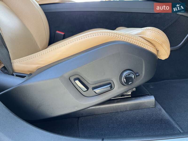 Внедорожник / Кроссовер Volvo XC60 2017 в Киеве фото 21 Внедорожник / Кроссовер Volvo XC60 2017 в Киеве