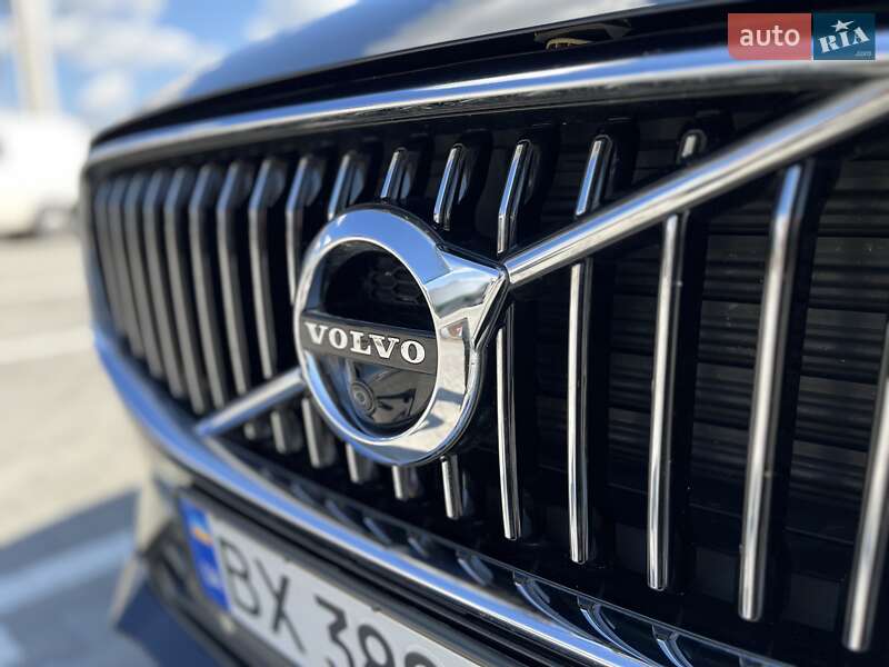 Внедорожник / Кроссовер Volvo XC60 2017 в Киеве фото 9 Внедорожник / Кроссовер Volvo XC60 2017 в Киеве