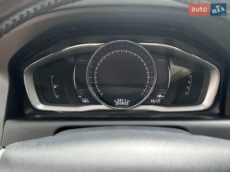 Внедорожник / Кроссовер Volvo XC60 2016 в Киеве