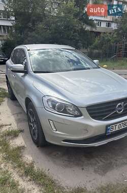 Внедорожник / Кроссовер Volvo XC60 2016 в Киеве