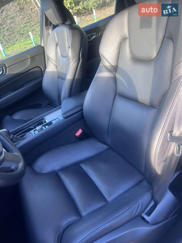 Внедорожник / Кроссовер Volvo XC60 2018 в Виннице