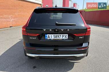 Внедорожник / Кроссовер Volvo XC60 2023 в 