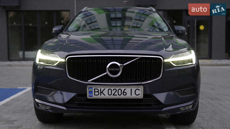 Внедорожник / Кроссовер Volvo XC60 2017 в Вараше