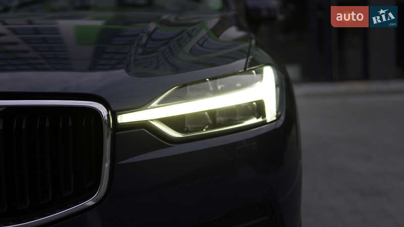 Внедорожник / Кроссовер Volvo XC60 2017 в Вараше