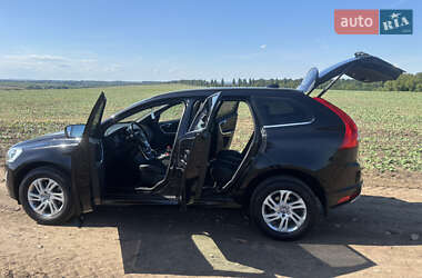 Внедорожник / Кроссовер Volvo XC60 2015 в 