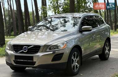 Внедорожник / Кроссовер Volvo XC60 2012 в Киеве