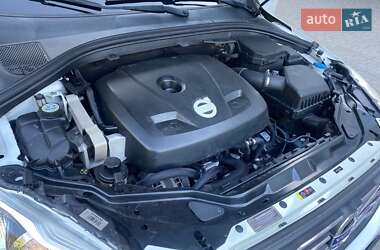 Внедорожник / Кроссовер Volvo XC60 2015 в 