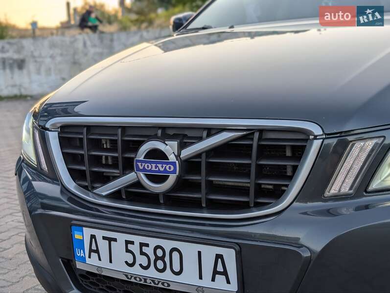 Внедорожник / Кроссовер Volvo XC60 2010 в Ивано-Франковске фото 4 Внедорожник / Кроссовер Volvo XC60 2010 в Ивано-Франковске