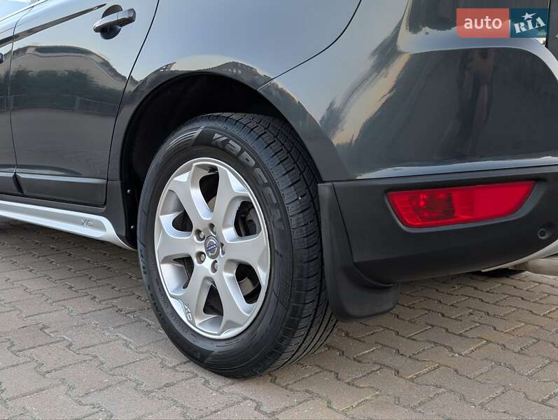 Внедорожник / Кроссовер Volvo XC60 2010 в Ивано-Франковске фото 27 Внедорожник / Кроссовер Volvo XC60 2010 в Ивано-Франковске