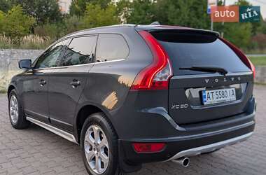 Внедорожник / Кроссовер Volvo XC60 2010 в 