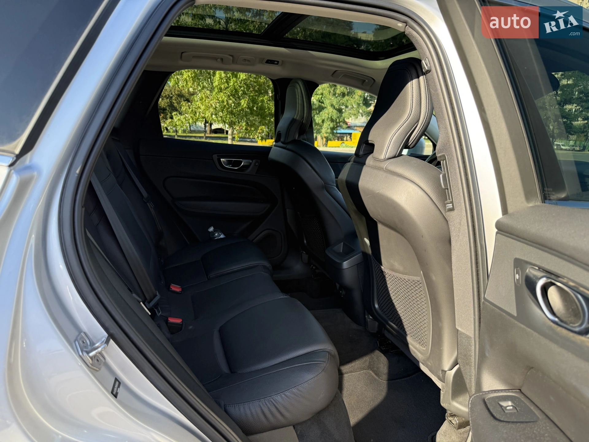 2021 Volvo XC60 - мініатюра 20