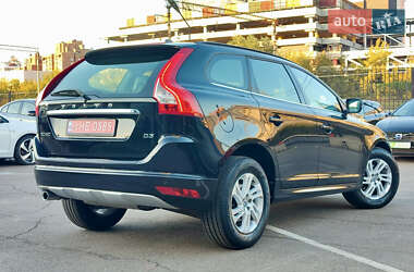 Внедорожник / Кроссовер Volvo XC60 2016 в 