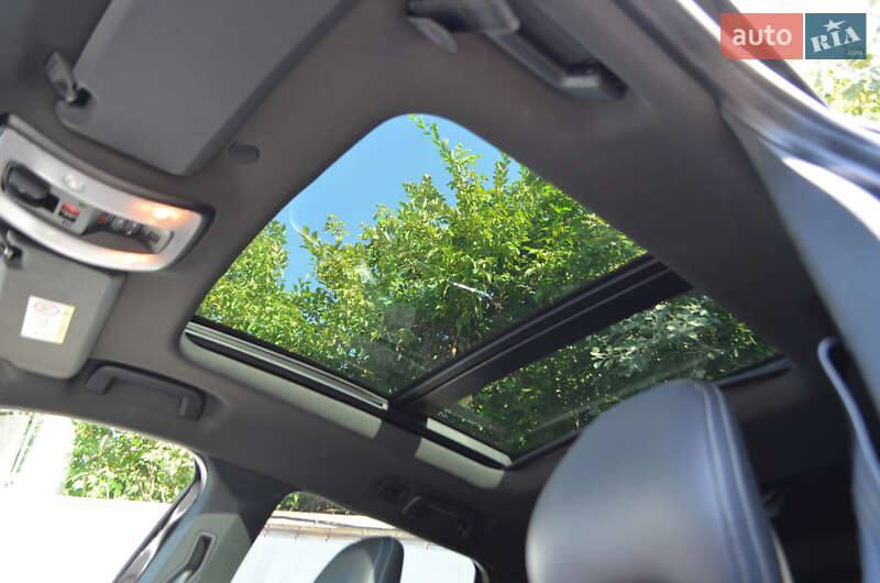 Внедорожник / Кроссовер Volvo XC60 2017 в Киеве