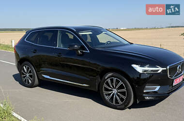 Внедорожник / Кроссовер Volvo XC60 2021 в 