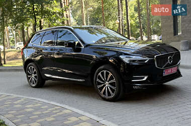 Внедорожник / Кроссовер Volvo XC60 2021 в 