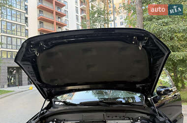 Внедорожник / Кроссовер Volvo XC60 2021 в 