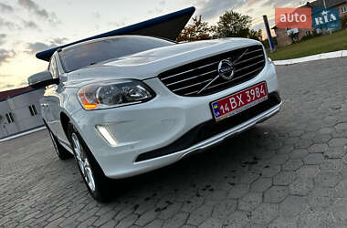 Внедорожник / Кроссовер Volvo XC60 2015 в 