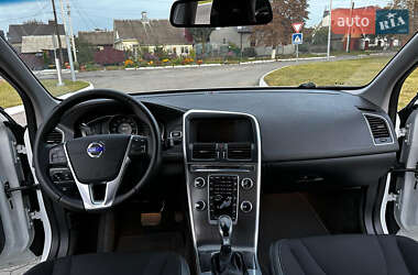 Внедорожник / Кроссовер Volvo XC60 2015 в 