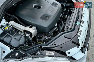 Внедорожник / Кроссовер Volvo XC60 2015 в 