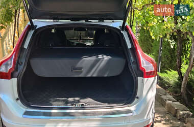 Внедорожник / Кроссовер Volvo XC60 2015 в 