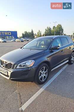 Внедорожник / Кроссовер Volvo XC60 2010 в 