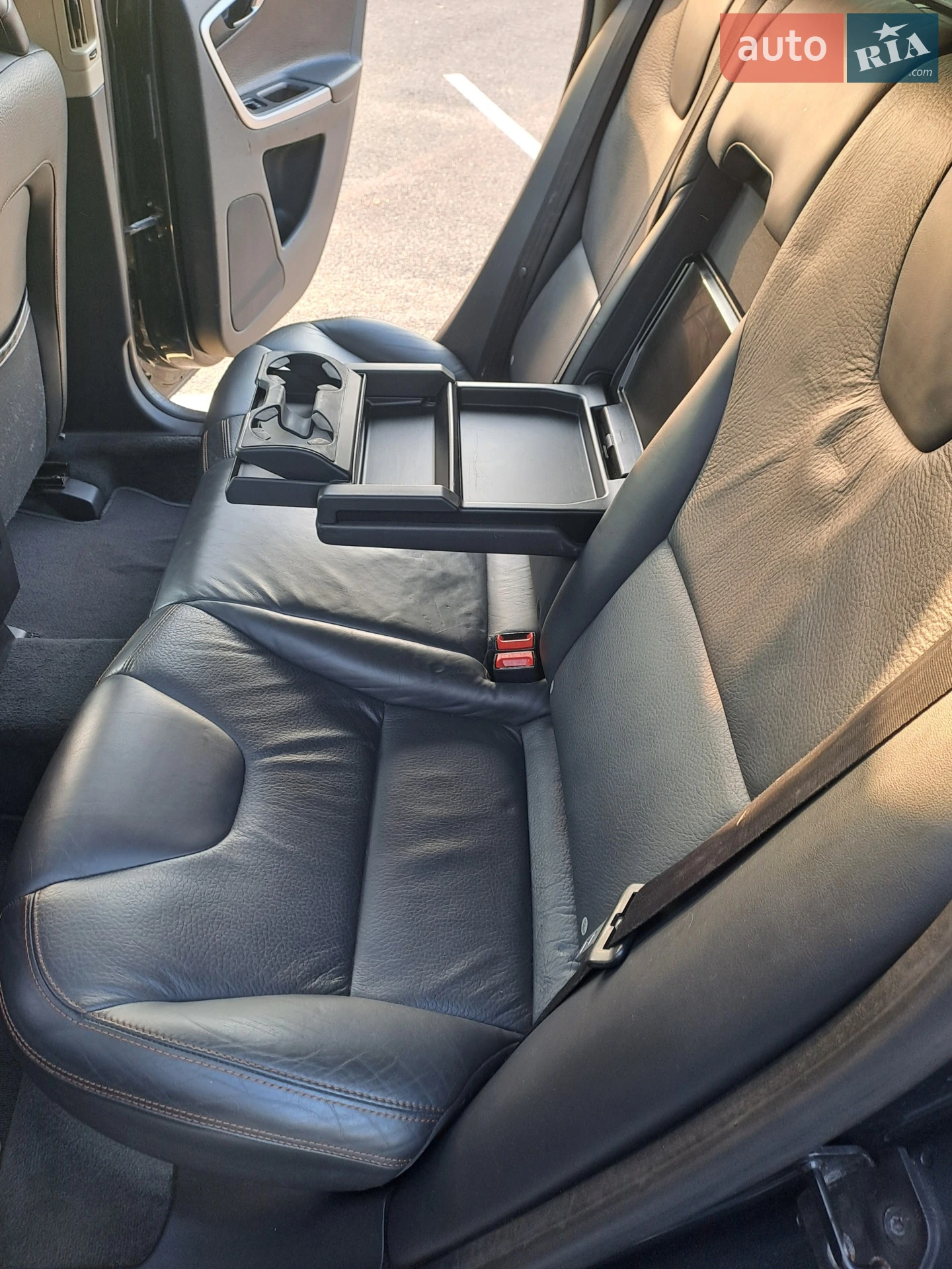 2010 Volvo XC60 - мініатюра 9