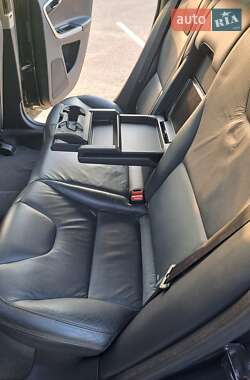 Внедорожник / Кроссовер Volvo XC60 2010 в 