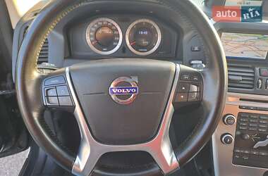 Внедорожник / Кроссовер Volvo XC60 2010 в 