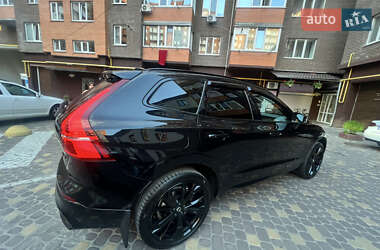 Внедорожник / Кроссовер Volvo XC60 2024 в 