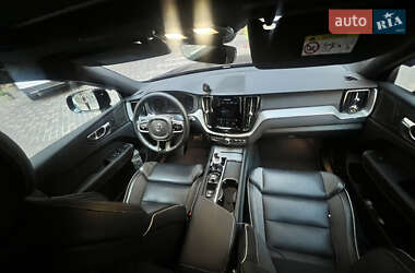 Внедорожник / Кроссовер Volvo XC60 2024 в 
