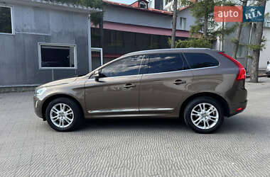Внедорожник / Кроссовер Volvo XC60 2014 в 