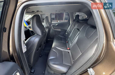 Внедорожник / Кроссовер Volvo XC60 2014 в 