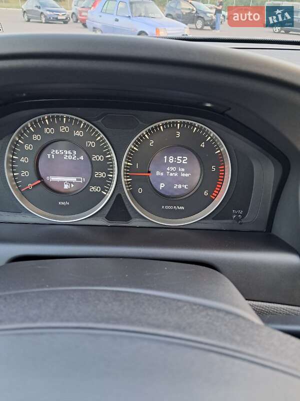 Внедорожник / Кроссовер Volvo XC60 2013 в Полтаве фото 23 Внедорожник / Кроссовер Volvo XC60 2013 в Полтаве