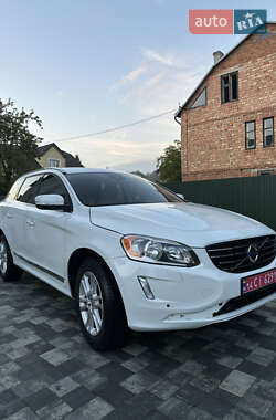 Внедорожник / Кроссовер Volvo XC60 2015 в Львове
