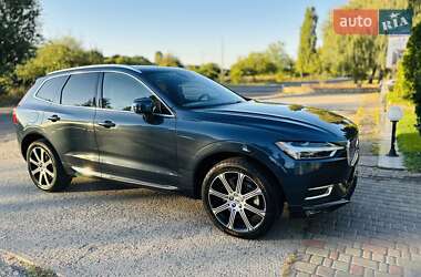 Внедорожник / Кроссовер Volvo XC60 2019 в 