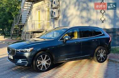Внедорожник / Кроссовер Volvo XC60 2019 в 