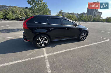 Внедорожник / Кроссовер Volvo XC60 2017 в 