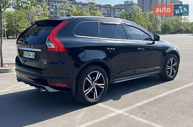 Внедорожник / Кроссовер Volvo XC60 2017 в 
