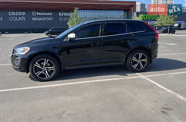 Внедорожник / Кроссовер Volvo XC60 2017 в 