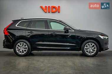Внедорожник / Кроссовер Volvo XC60 2019 в 