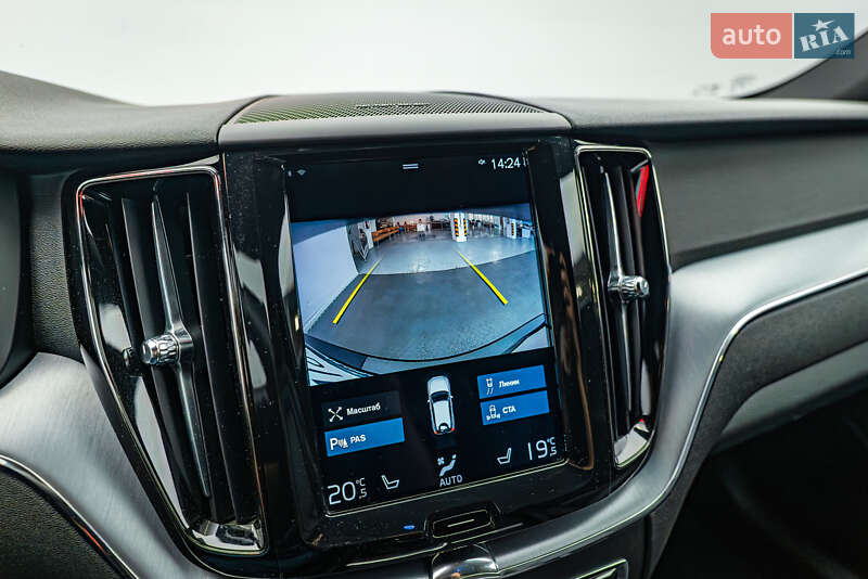 Внедорожник / Кроссовер Volvo XC60 2019 в Киеве фото 20 Внедорожник / Кроссовер Volvo XC60 2019 в Киеве