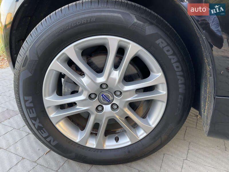 Внедорожник / Кроссовер Volvo XC60 2015 в Владимире фото 17 Внедорожник / Кроссовер Volvo XC60 2015 в Владимире