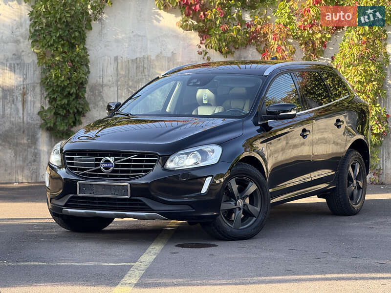 Внедорожник / Кроссовер Volvo XC60 2015 в Ровно