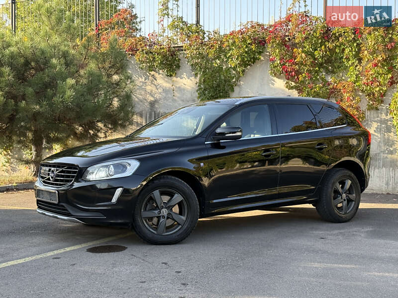 Внедорожник / Кроссовер Volvo XC60 2015 в Ровно