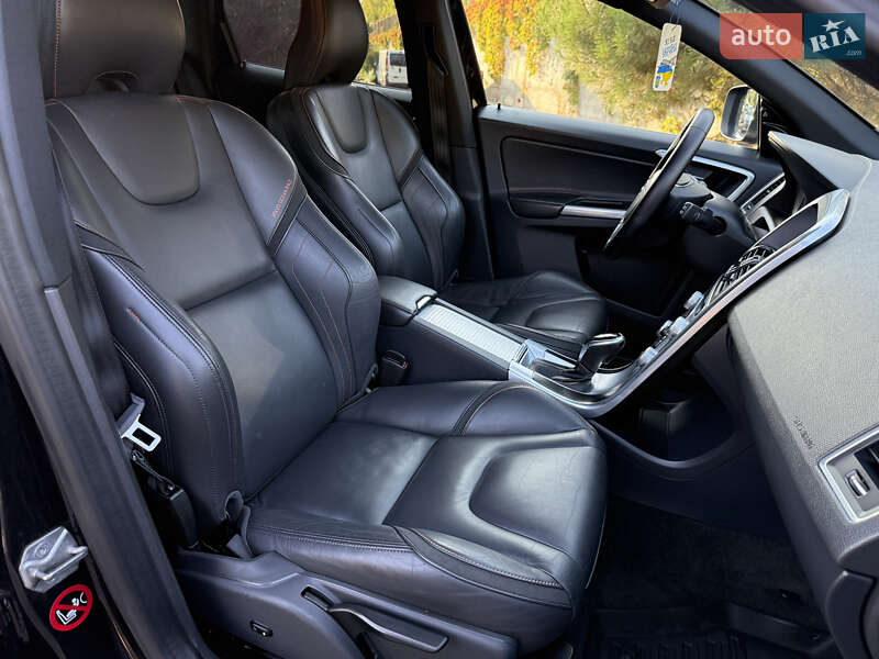 Внедорожник / Кроссовер Volvo XC60 2015 в Ровно